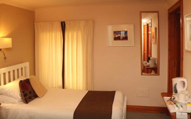 The Golf Hotel