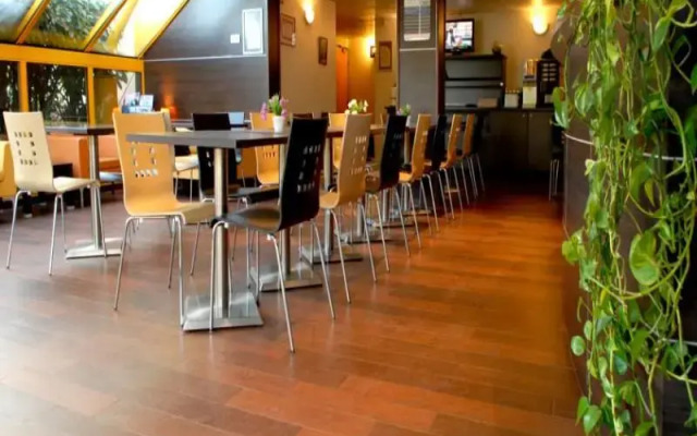 balladins Savigny Le Temple