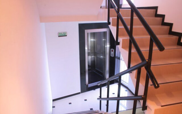 Hotel Galeria Real