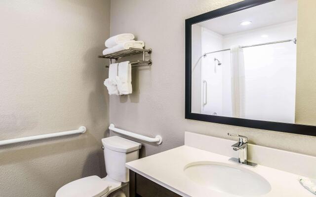Quality Inn & Suites Westminster - Broomfield
