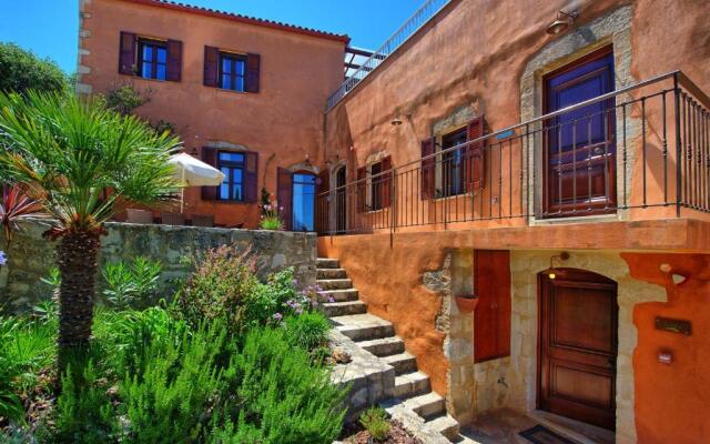 Villa Rodanthi by MediterraneanVillas