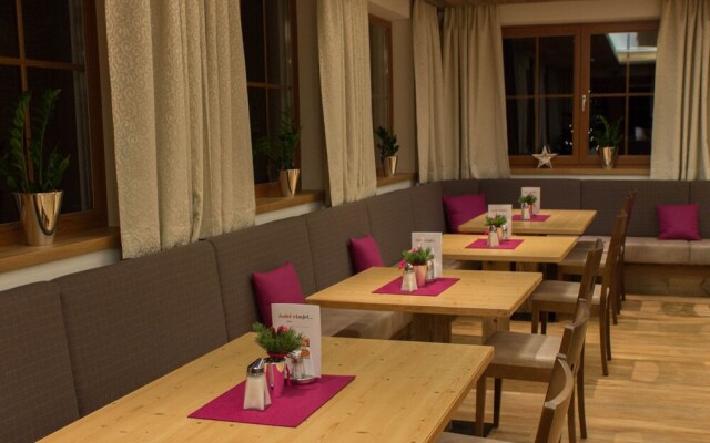 Hotel Starjet