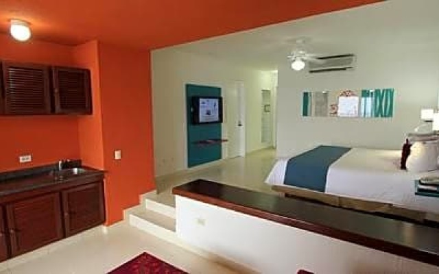 Pristine Garden Suite - Best of Cancun