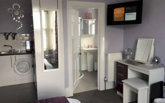 Studios At Glenthorne