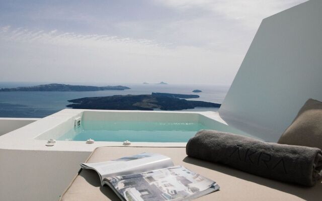 Akra Suites & Spa