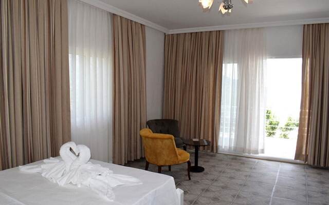 Saranda Teras Pansiyon