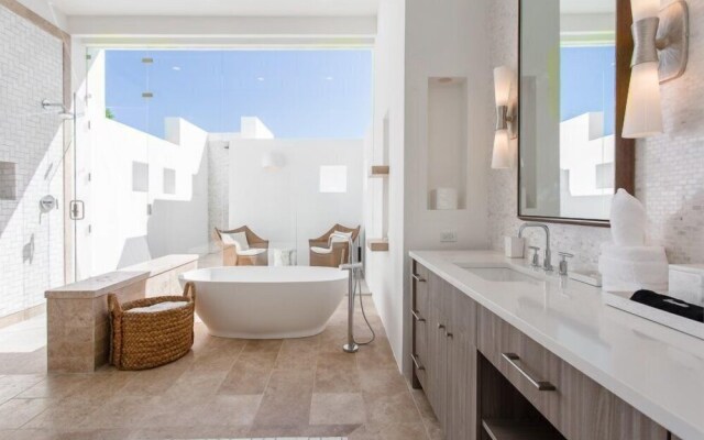 Long Bay Villas - Villa Sky