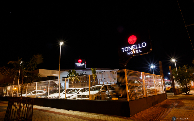 Tonello Business Hotel