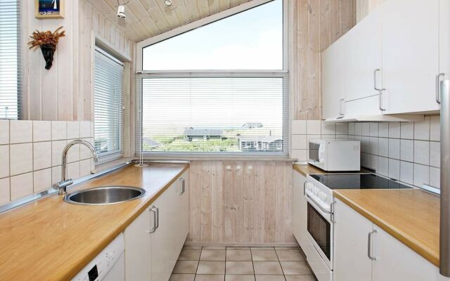 Seerene Holiday Home With Sauna at Lønstrup