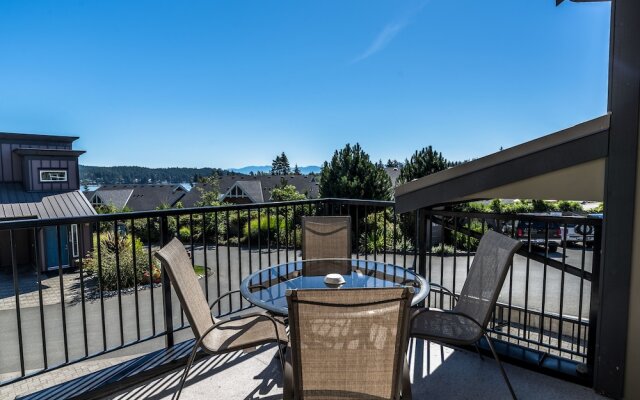 Sooke Harbour Resort & Marina