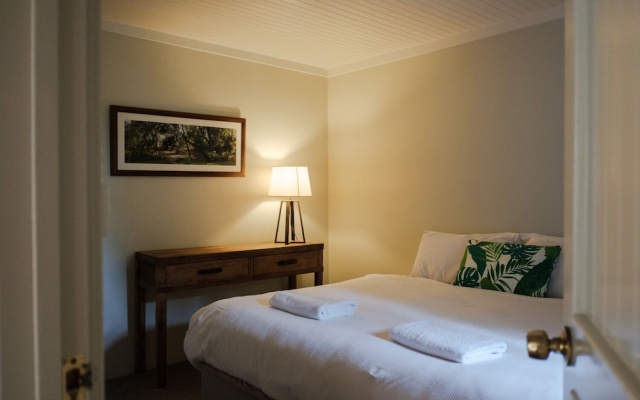 William Bay Cottages – Guest Rooms – William Bay