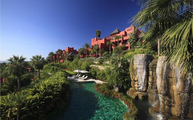 Asia Gardens Hotel & Thai Spa, a Royal Hideaway Hotel