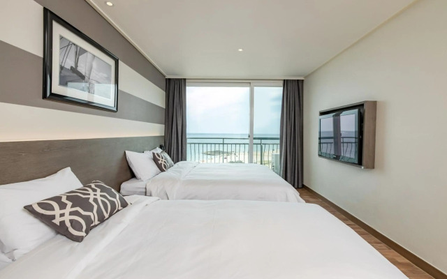 Kensington Resort Seorak Beach