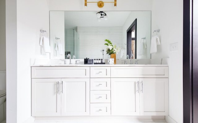 New Orleans Luxury Collection