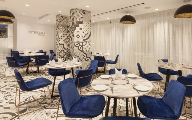 The Blue Ivy Hotel and Suites