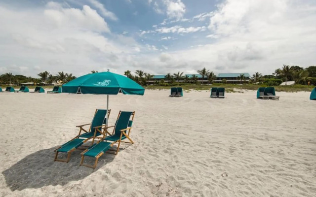 Tween Waters Island Resort & Spa
