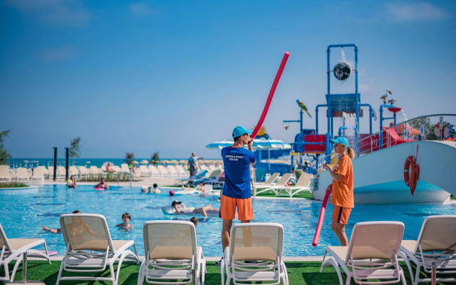 MARITIM Paradise Blue Hotel & Spa