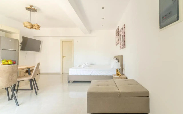 Elegant Suite 2 near the Beach