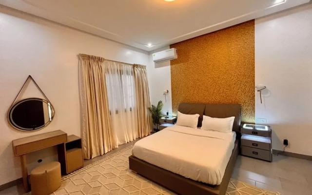 Lighthouse Signature Suites