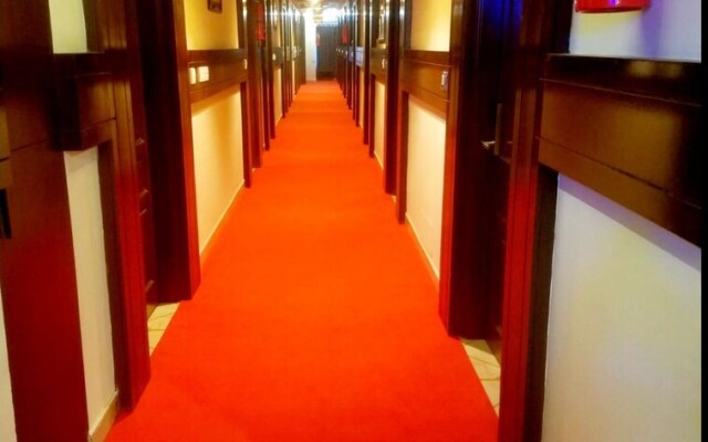 Hotel Holy City BD