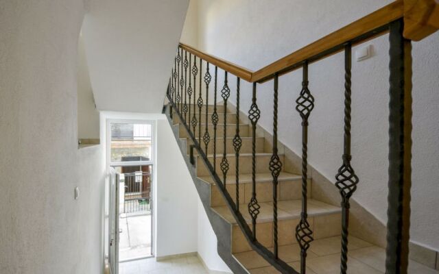 Apartment Angelina Karlobag 12044