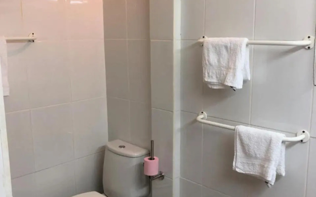 Coco-Mango Apt. D
