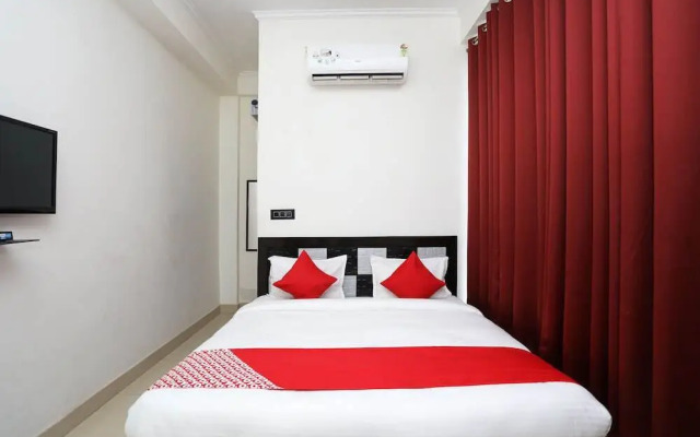 Hotel Alpine by OYO Rooms