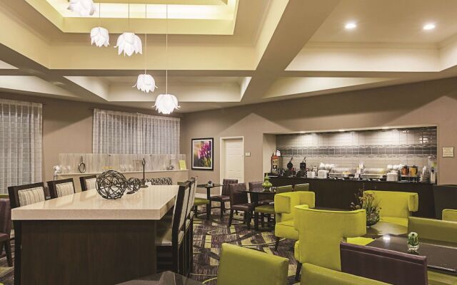 La Quinta Inn & Suites Atlanta Alpharetta