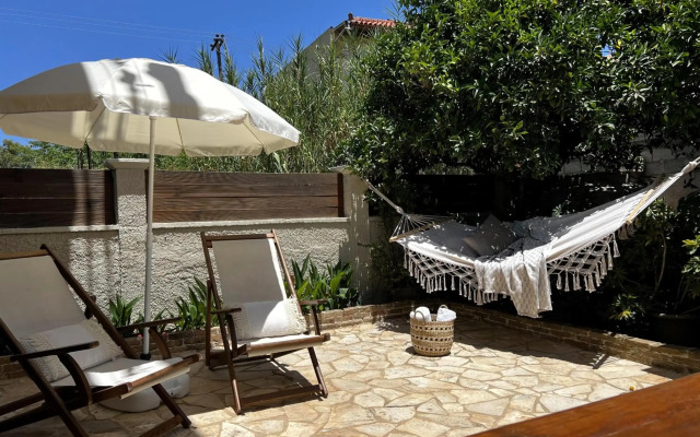 Sunny Garden
