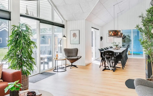 14 Person Holiday Home in Vaeggerlose