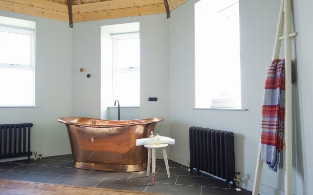 Jan De Groote Suite - 1 Bed Penthouse