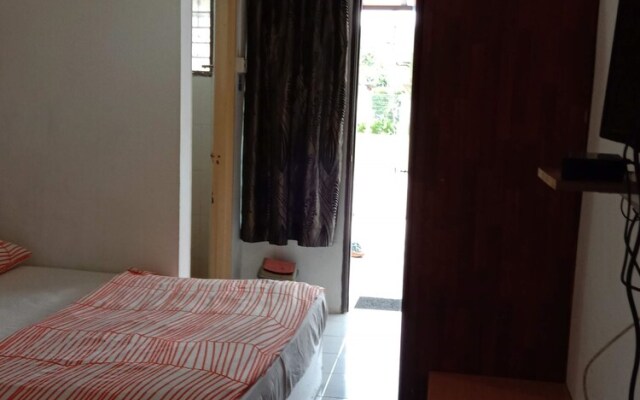 Oyo 90046 Bangi Guest House