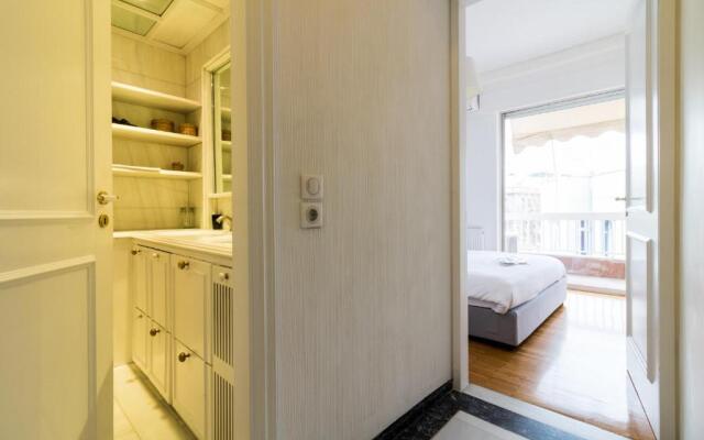 Deco Marble Apt With Acropolis View