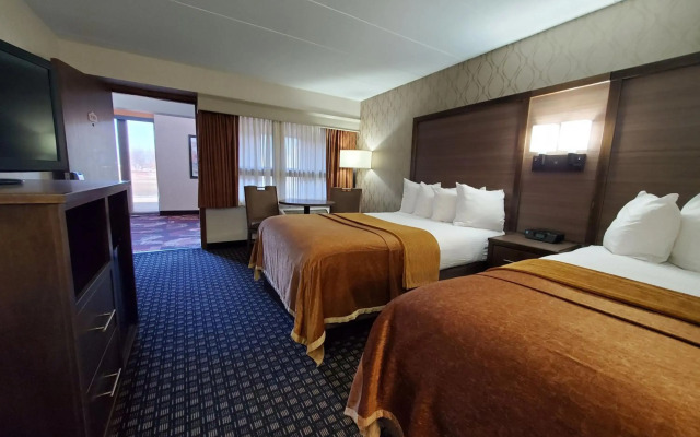 Crossroads Hotel & Watertown Event Center