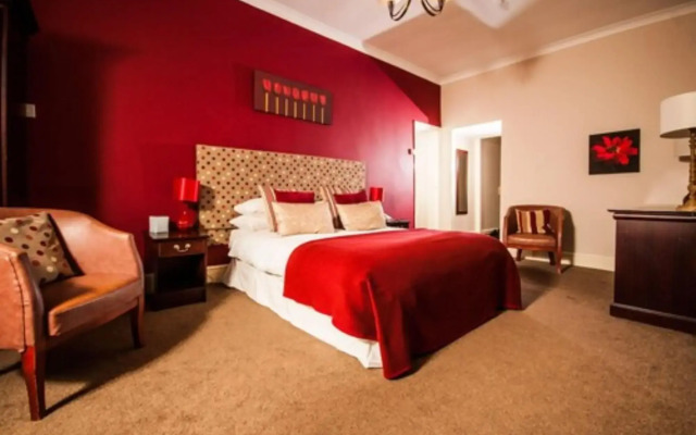 The Manor Hotel