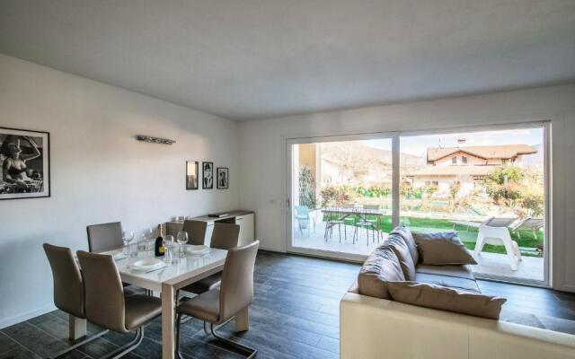 Silvia Lenno House - By House Of Travelers