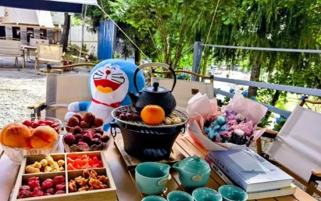 Fairy Mountain Jingshan Courtyard