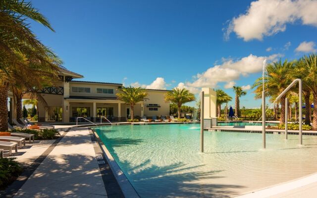 Stunning Vacation Home So3890