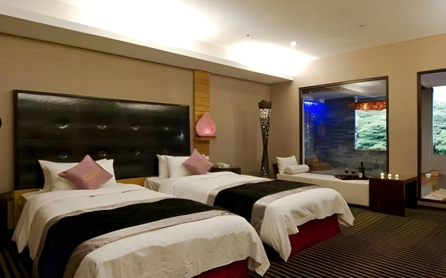 Golden Hotspring Hotel