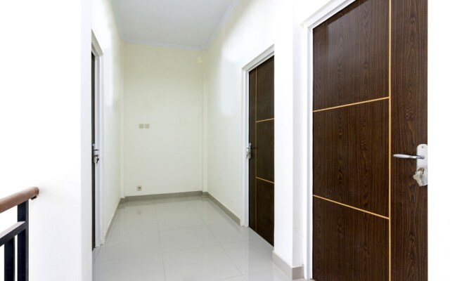 Travel-Inn by OYO Rooms