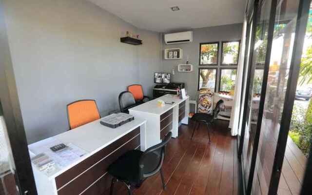 Baan Rawee Villas