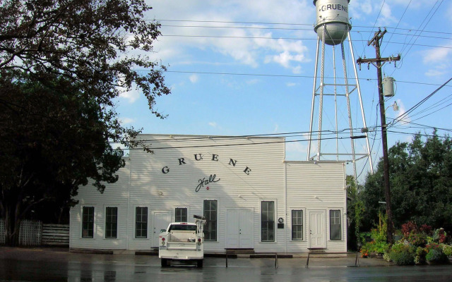 Best Western Inn & Suites