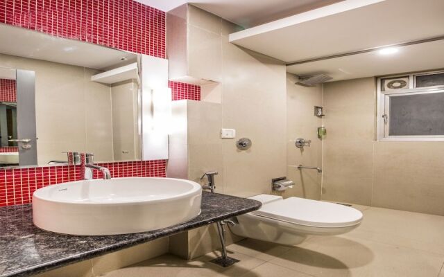 OYO Townhouse 022 Koregaon Park Pune