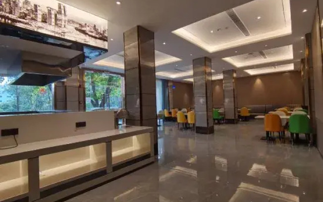 GreenTree Eastern Hotel (Jieshou Huochezhan)