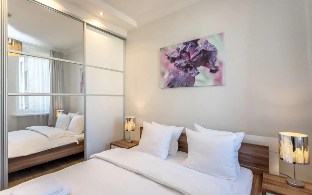 Apartament Chmielna by Your Freedom