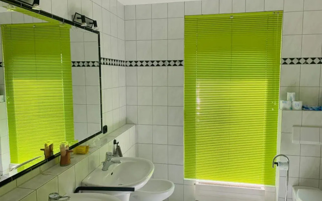 smart & beautiful GUESTHOUSE