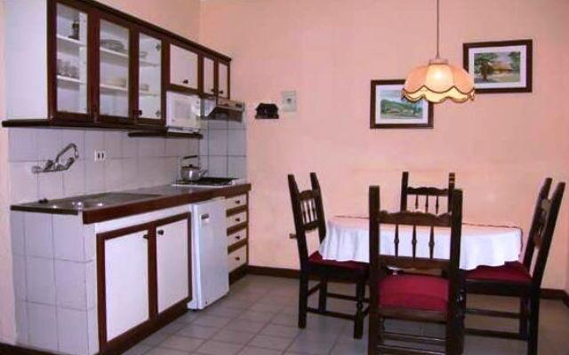 Urbari Apartment Hotel