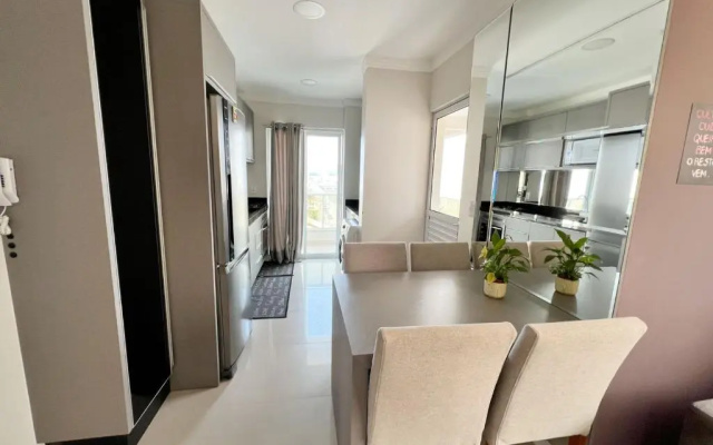 Excelente apartamento 2 suítes em Porto Belo