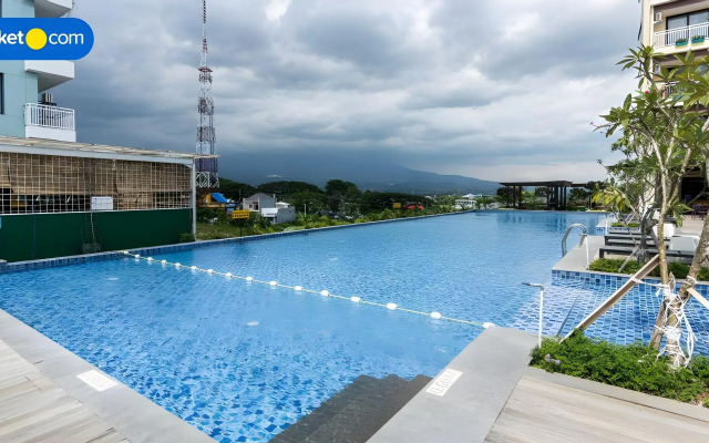 Senyum World Hotel