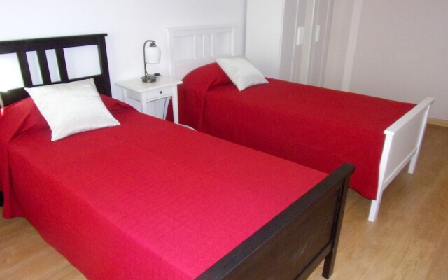 Apartment With 2 Bedrooms in Almada, With Enclosed Garden and Wifi - 8